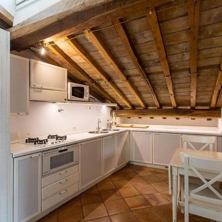 Gambero Apartments Рим Екстериор снимка