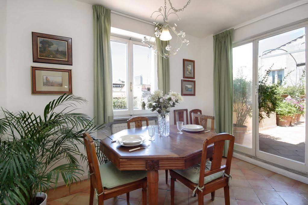 Gambero Apartments Рим Екстериор снимка